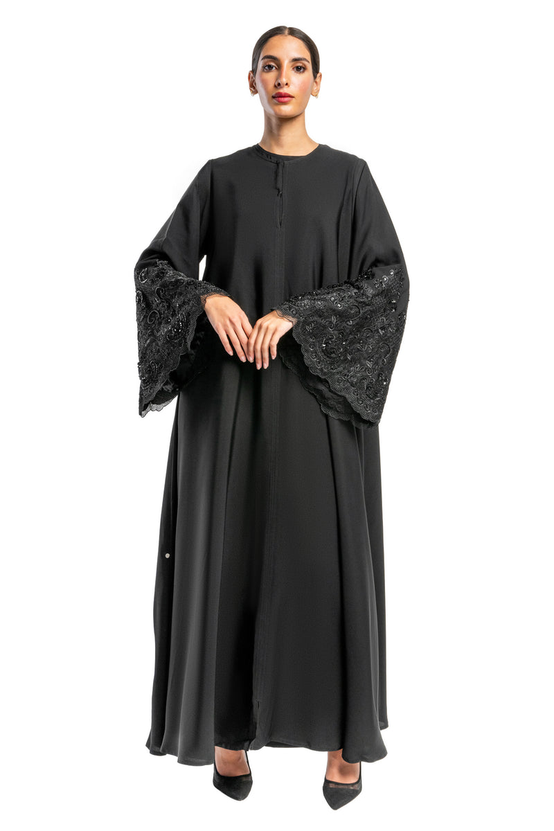 BLACK EMBROIDERY SLEEVE CLOSE SOALON ABAYA.