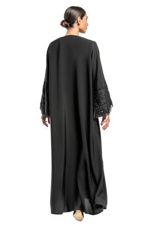 BLACK EMBROIDERY SLEEVE CLOSE SOALON ABAYA.