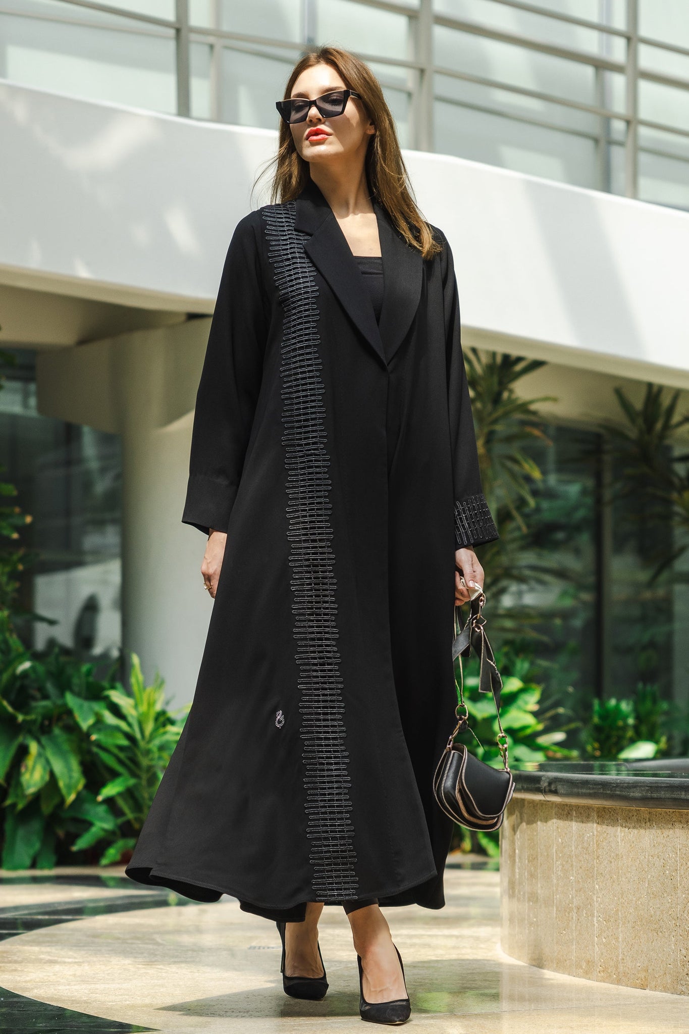 Embroidered Dentelle Crepe Close Abaya