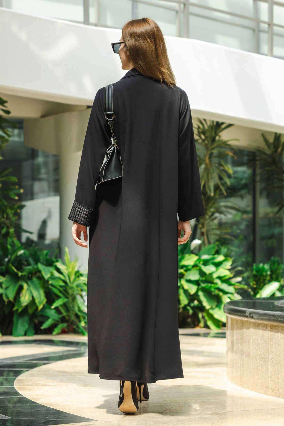 Embroidered Dentelle Crepe Close Abaya