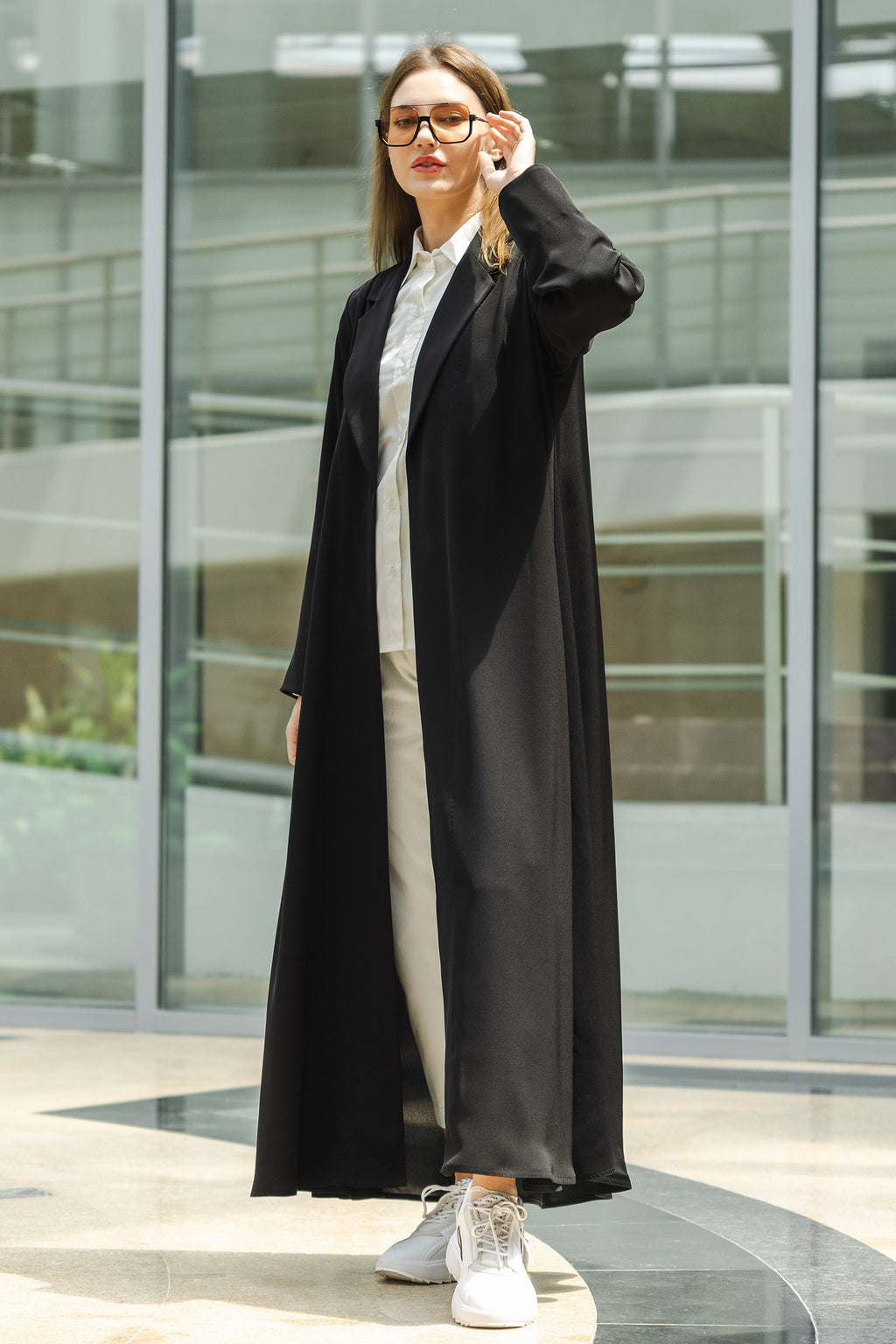 BLACK PLAIN BUTTONED YASAMIN OPEN ABAYA