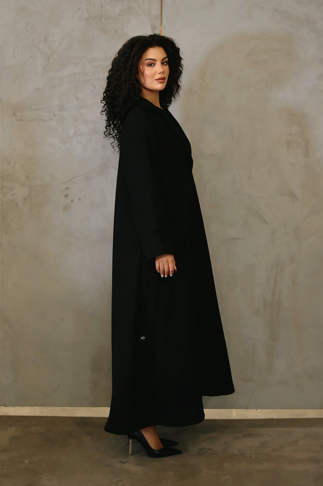 Blazer Crepe Close Abaya