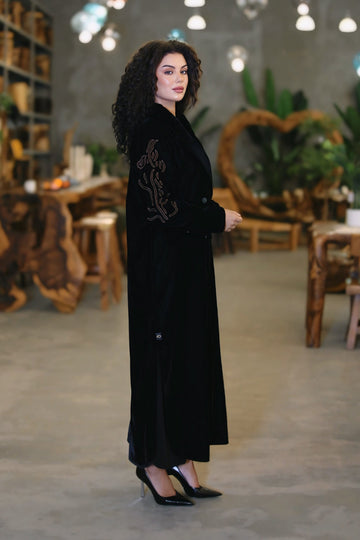 Hand Embroidery  velvet Close Abaya