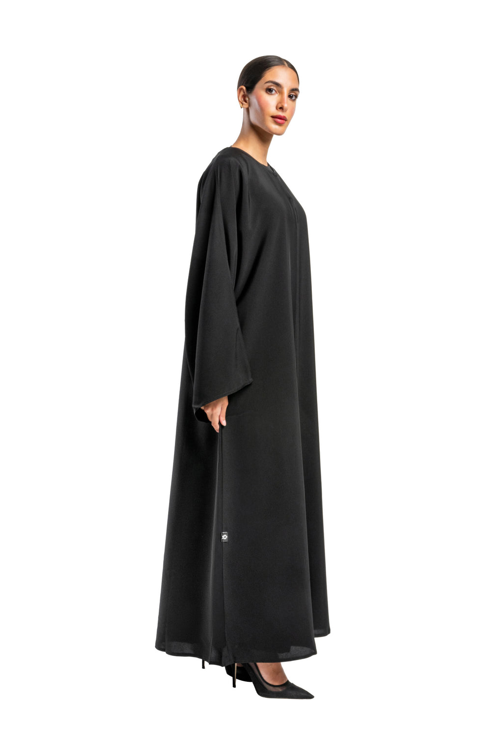 BLACK DOUBLE CLOCHE  CUT SLEEVE SOALON CLOSE ABAYA