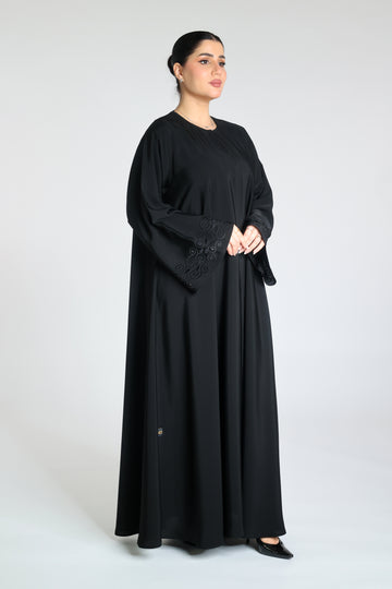 Closed Soalon Abaya
