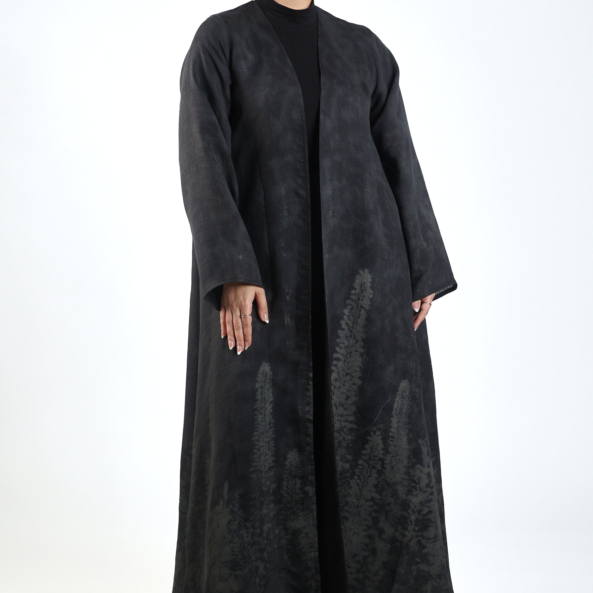 عبايه كريب مشجر كلوش