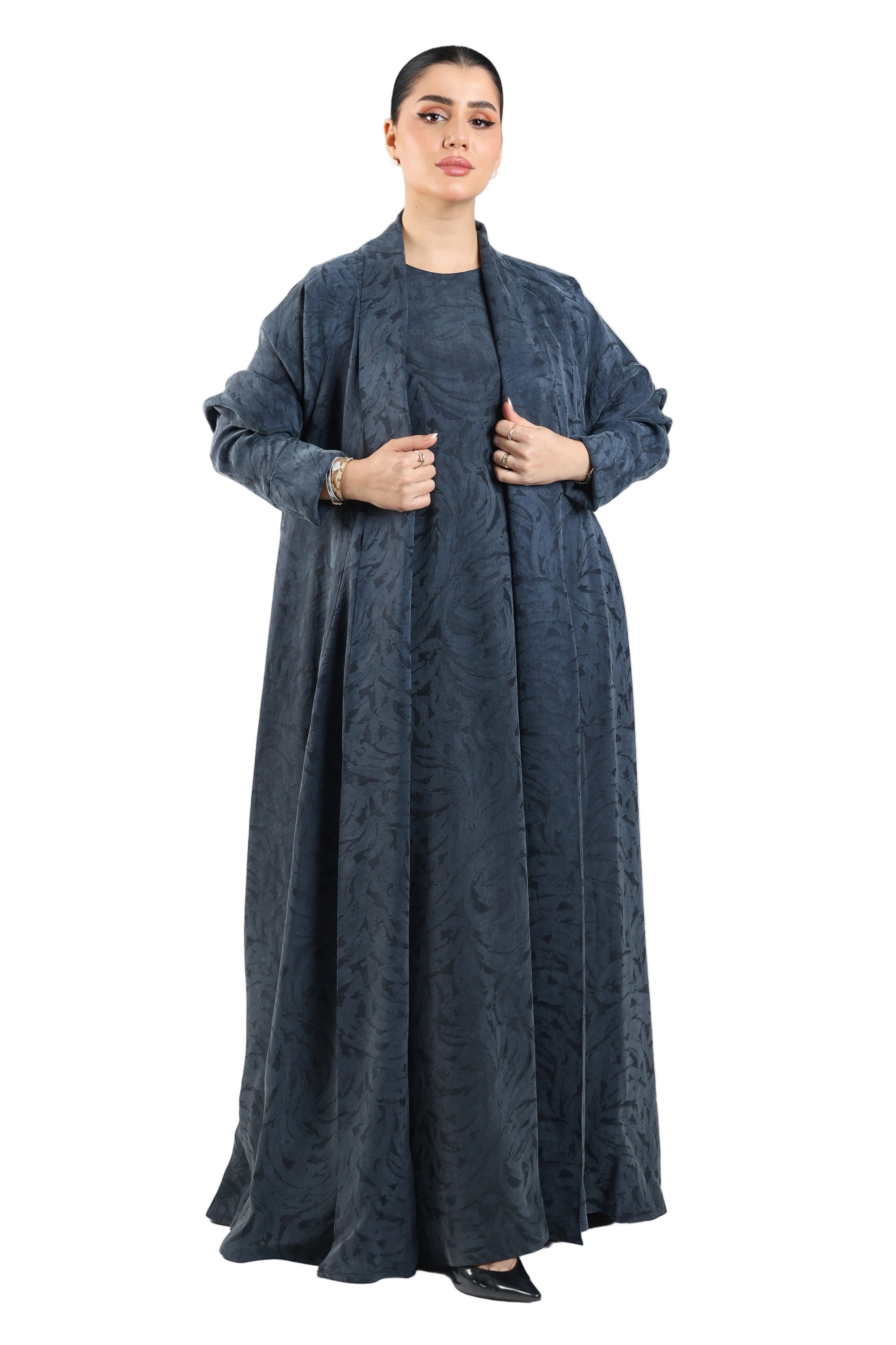 Washed Silk Jacquard Flared Abaya – Bait Hanayen Abayas