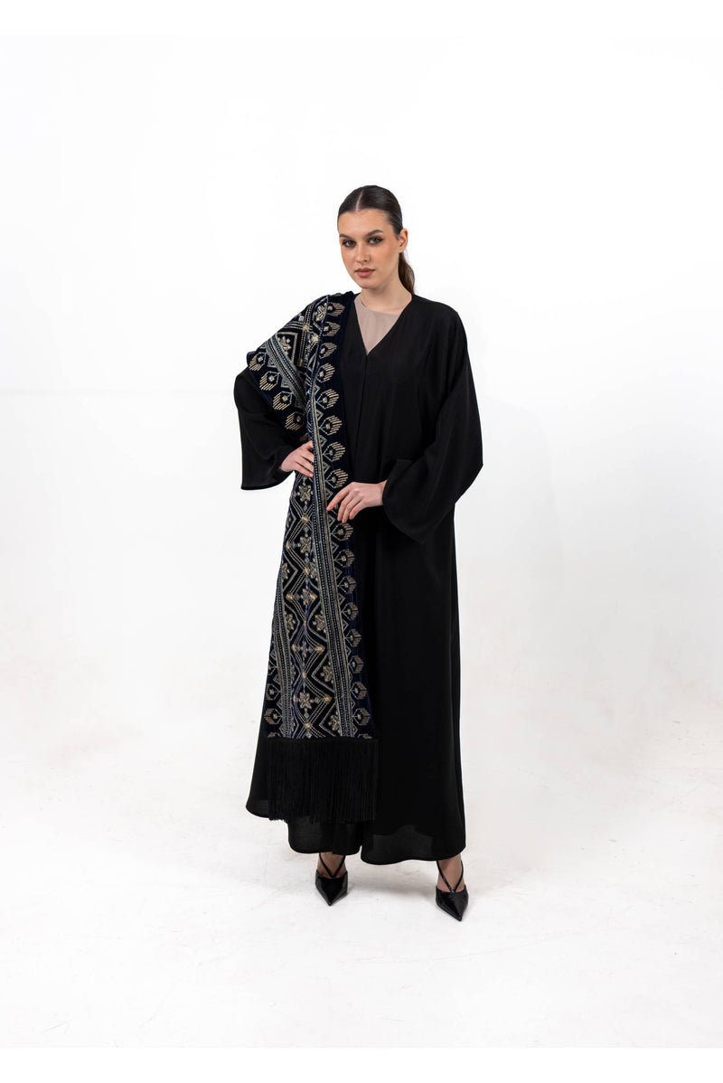 BLACK  SOALON EMBROIDERED CLOSE  ABAYA