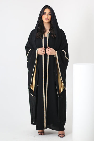  عباية كريب سوداء سادة مفتوحة.